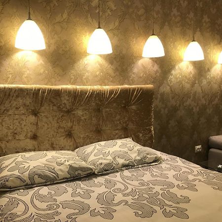 Apartment Near Dnipro Arena Eksteriør bilde