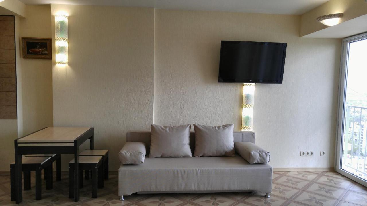 Apartment Near Dnipro Arena Eksteriør bilde