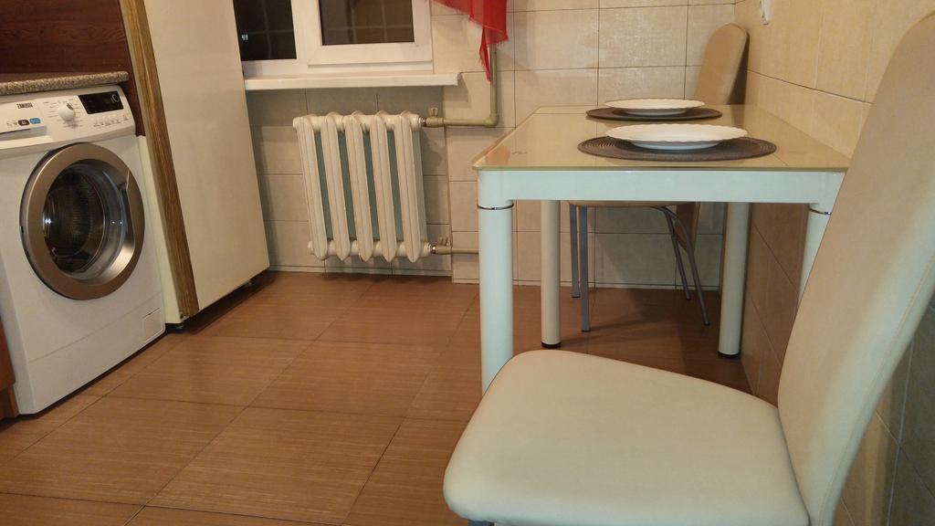 Apartment Near Dnipro Arena Eksteriør bilde